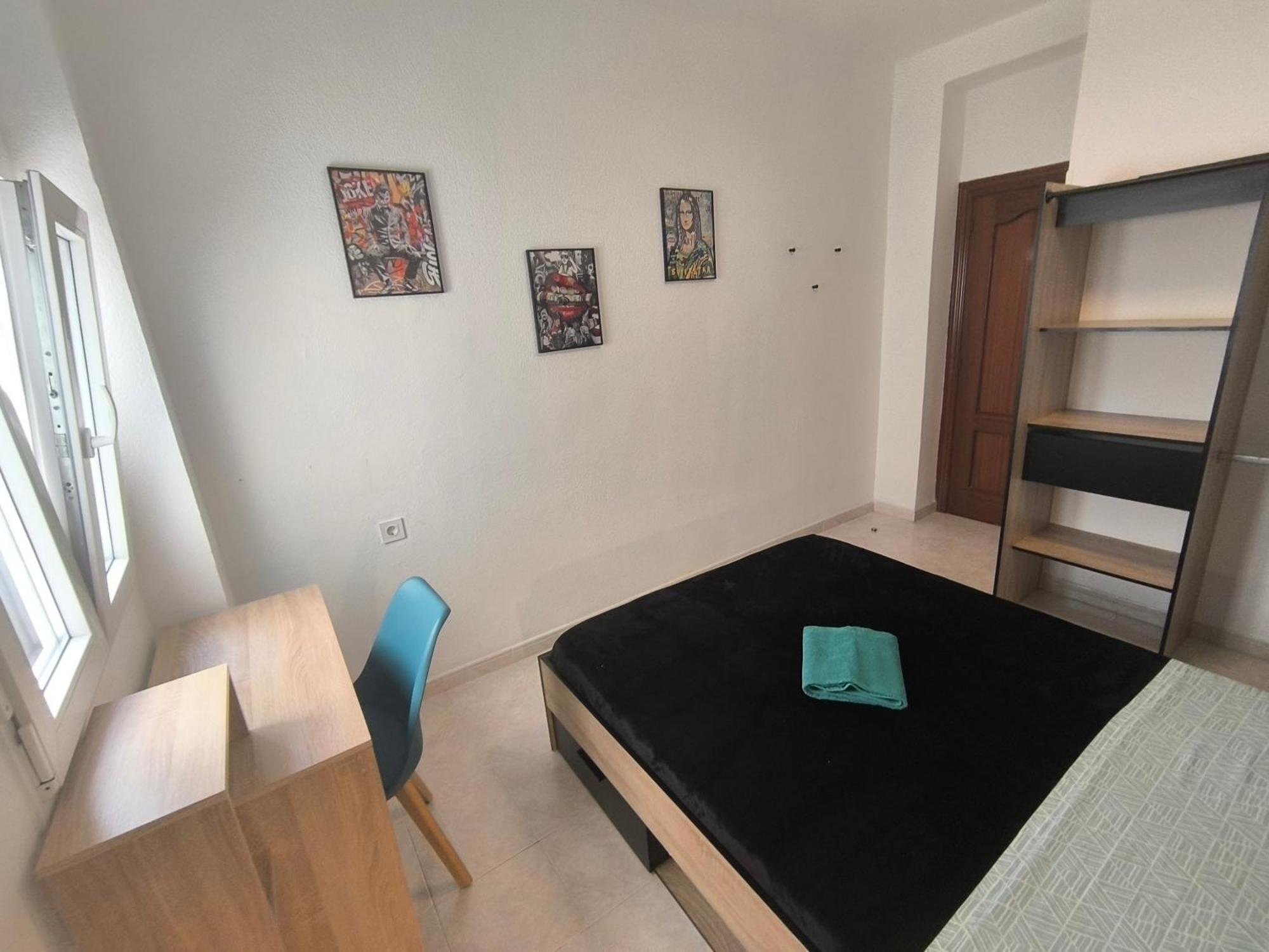 Guesthouse Shared With Host Alicante Buitenkant foto